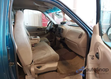 2000 Ford F-150 Lariat/Work Series/Xl/Xlt from USA, damaged, VIN 1FTRX17L7YNB60657